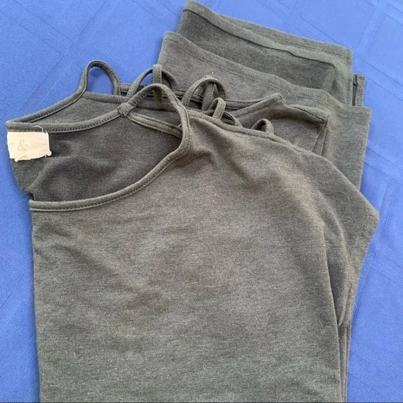 Thyme & Honey Gray T-Shirt Dress - Picture 5 of 5